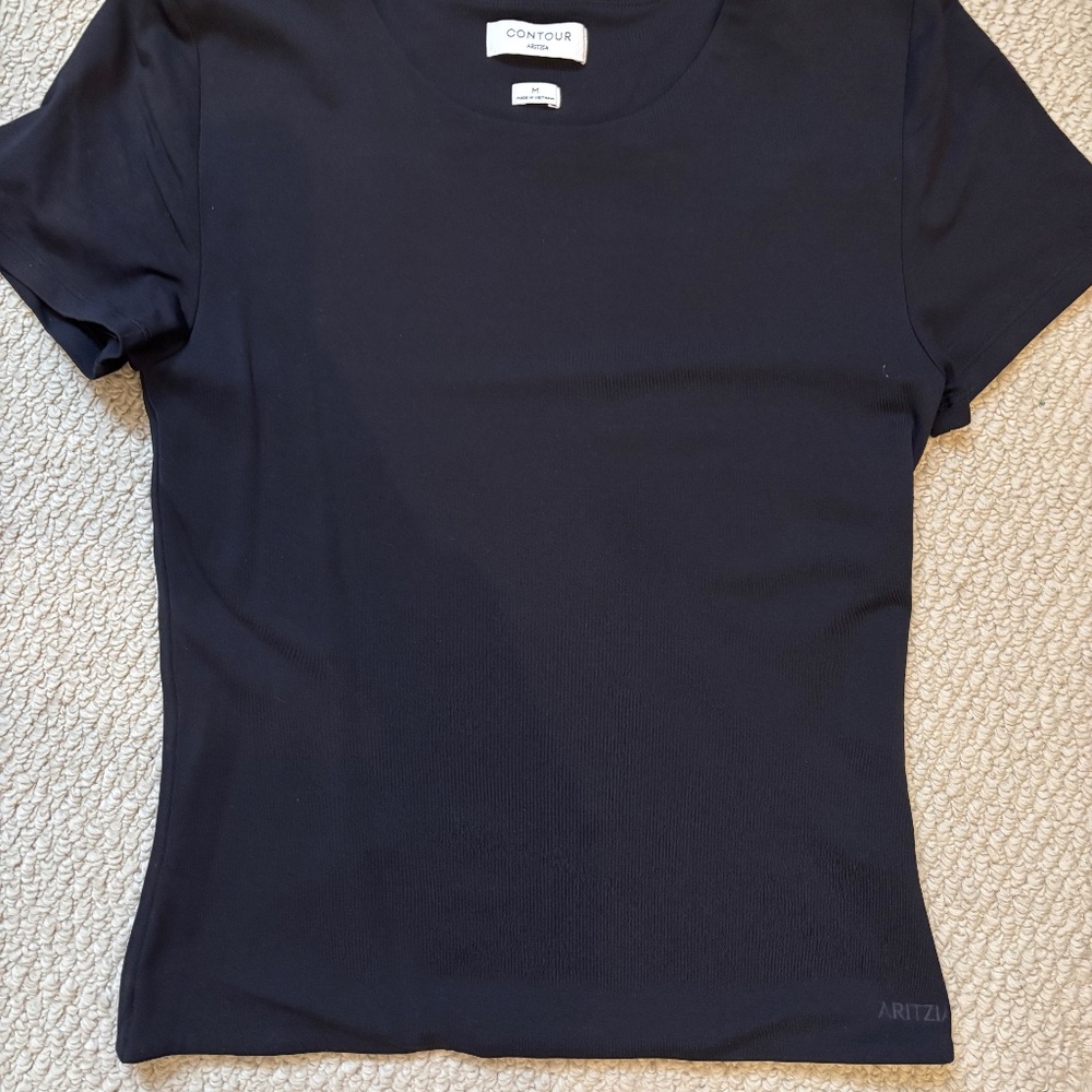Aritzia Contour Black Short Sleeve Crewneck Top